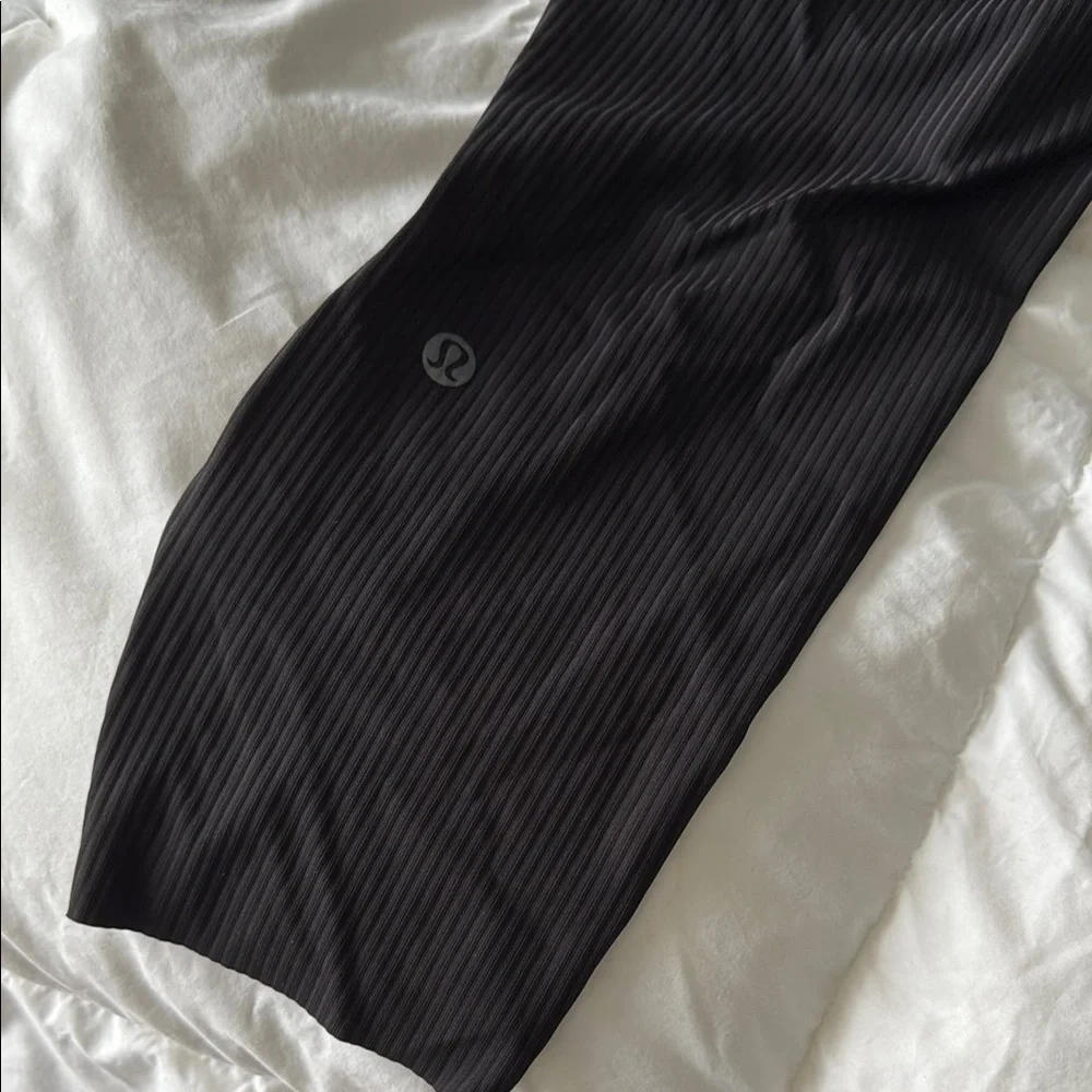 lululemon athletica Black High-Rise Leggings - Picture 3 of 4
